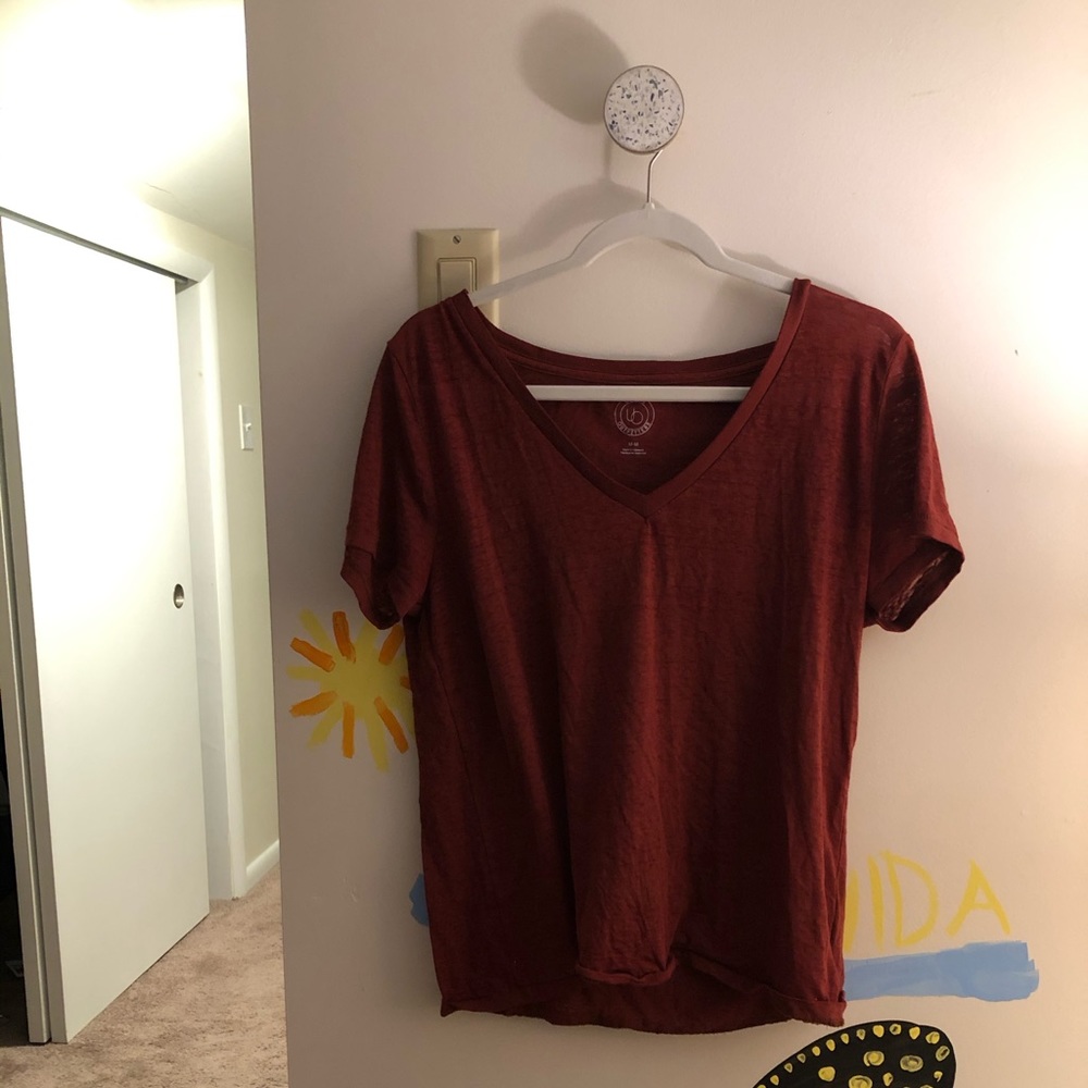 Urban outfitters v neck tee
